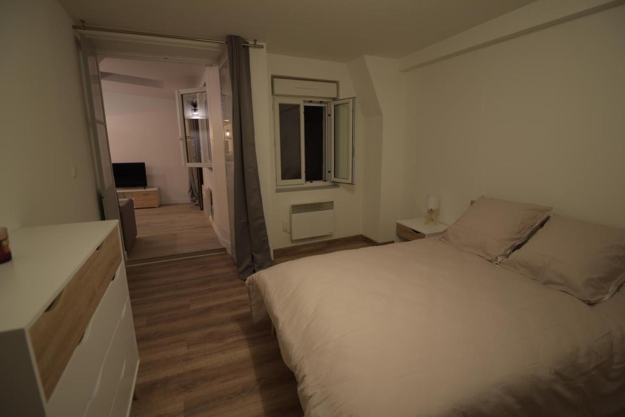 Cosy Appartement Hyper Centre Ville Avec Cour + Patio Auxerre Zewnętrze zdjęcie